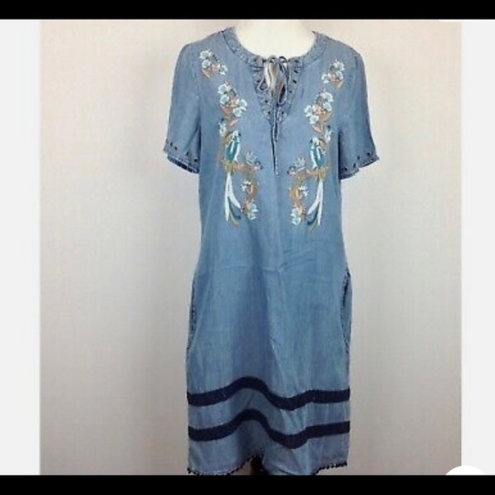 Bloomingdale’s 90s Dress Chambray Birds Embroidery Nanette Lepore shift dress